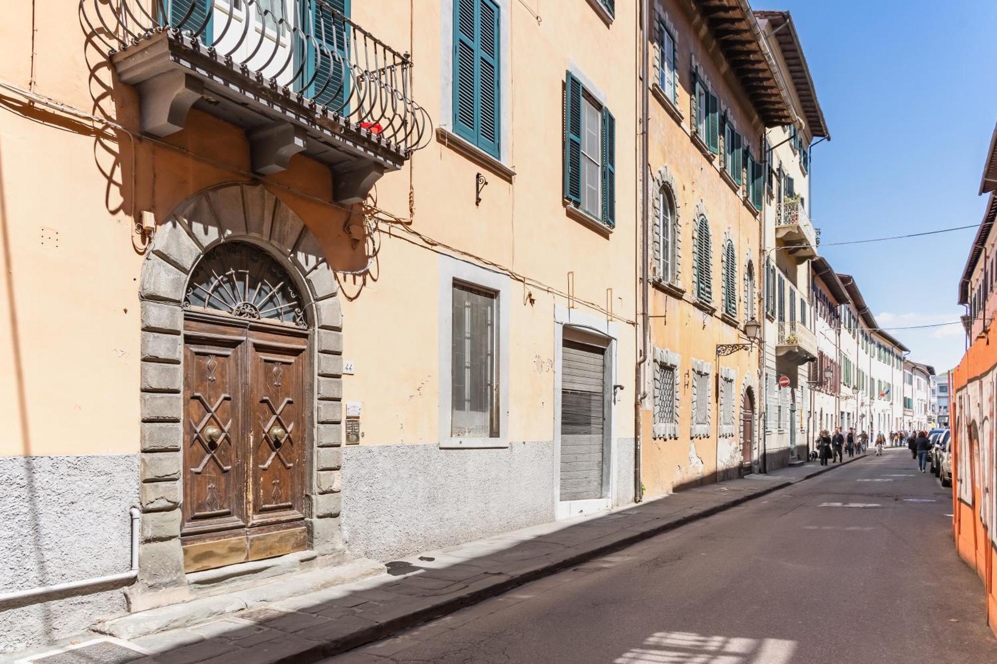 Hostly-Garden House San Lorenzo-Few Steps To Tower Pisa Exterior photo